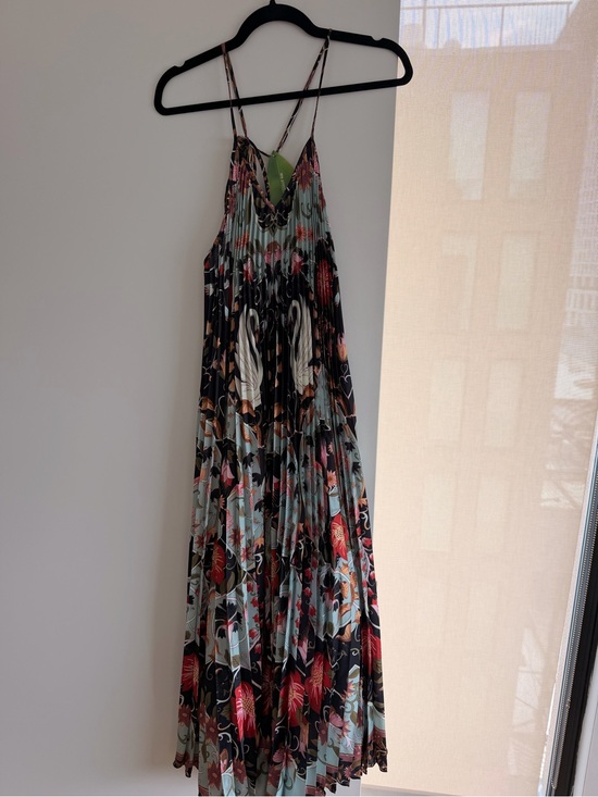 FARM Rio Dresses & Skirts - Farm Rio Floral Pleated Strappy Maxi Dress - new with tags